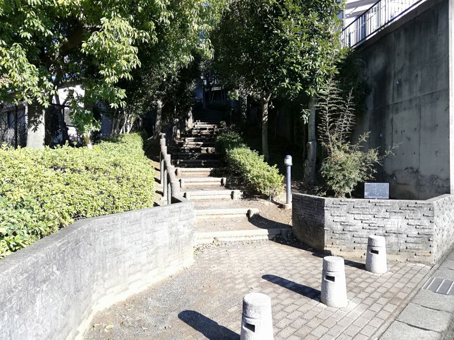 佐倉市　みはらし公園のショートカット階段